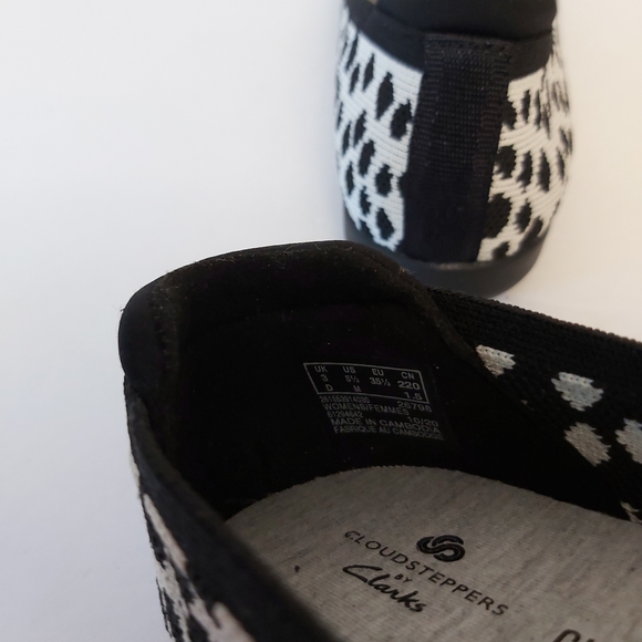 Clarks shoes Size 6 - Picture 3 of 4